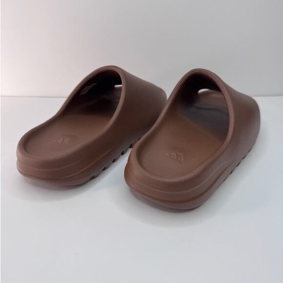 Adidas Yeezy Slide Men’s US/UK Size 10 Flax Slip On Sandals FZ5896 New in box main image 6